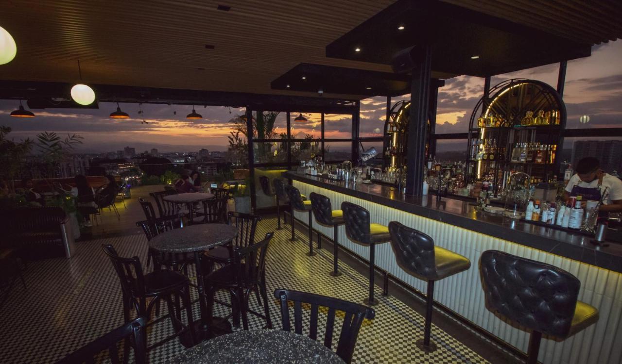 Hotel Sexto By Icono Armenia  Luaran gambar