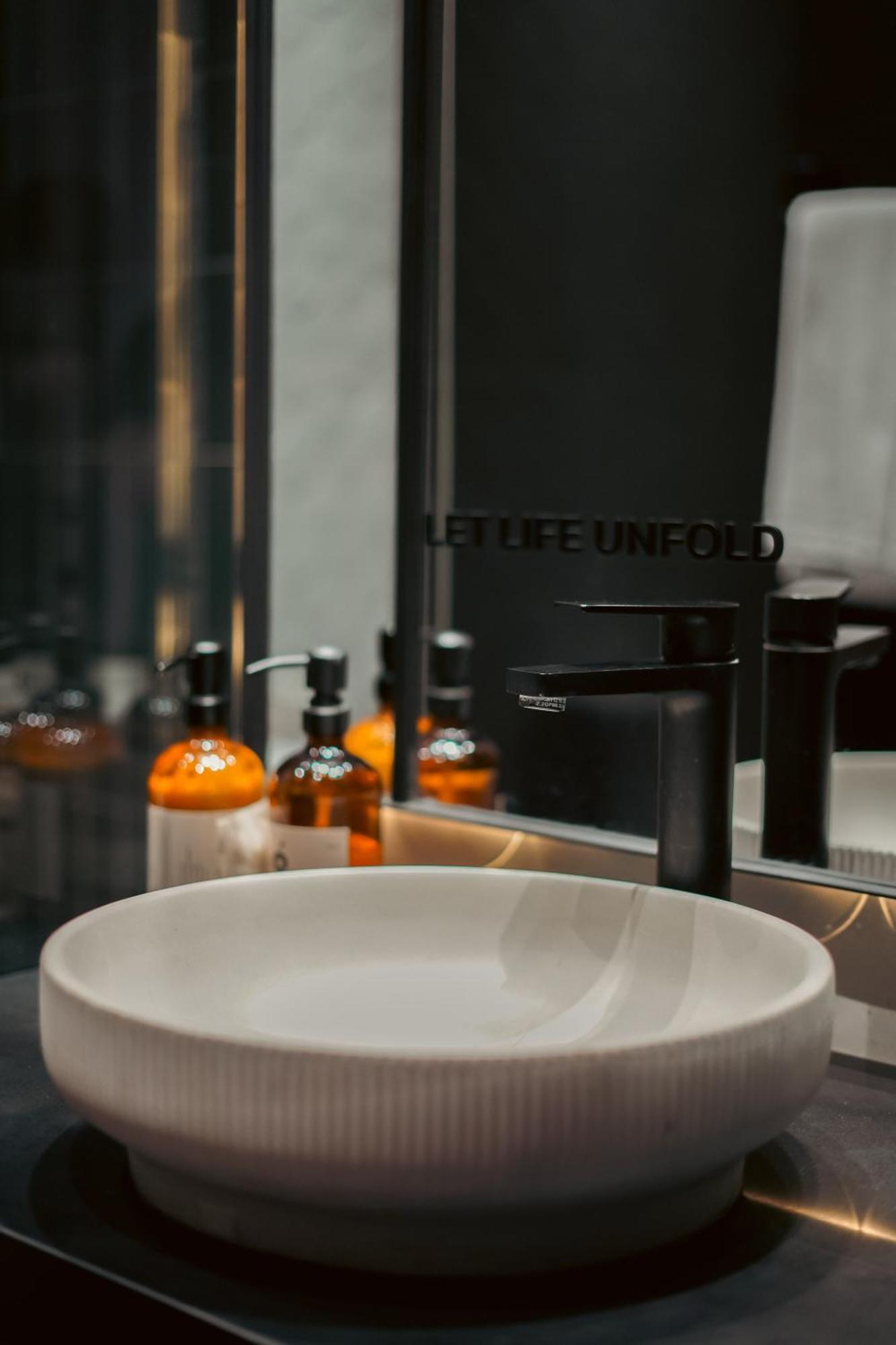 Hotel Sexto By Icono Armenia  Luaran gambar